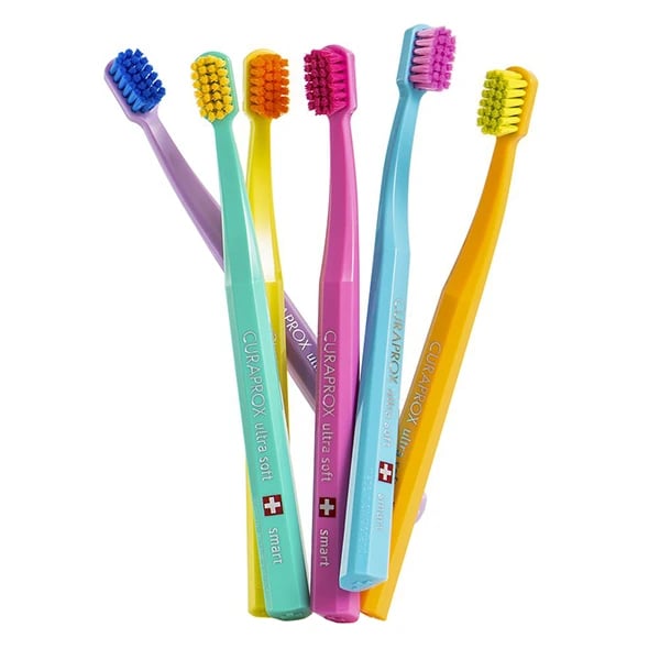 curaprox-escova-dentes-smart-ultra-soft-ErztJ.webp